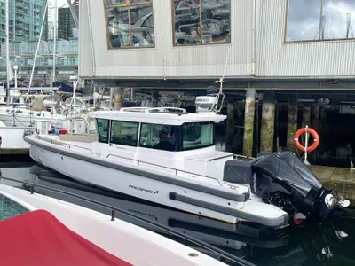 Pre-Owned 2022 Axopar 28 Wet Bar for Sale | Vancouver, BC | M&P Yacht Centre | 678c0a38d8eeb25972096759
