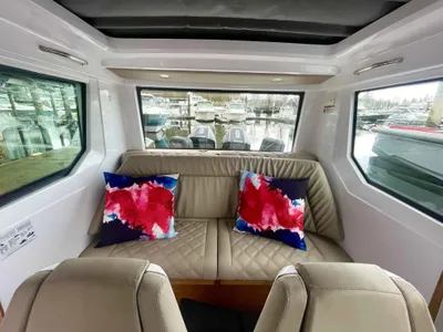 Pre-Owned 2022 Axopar 28 Wet Bar for Sale | Vancouver, BC | M&P Yacht Centre | 678c0a38d8eeb25972096759