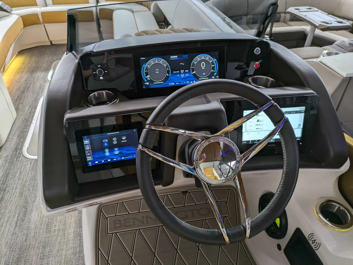 2025 Bennington 25 RXFB-7