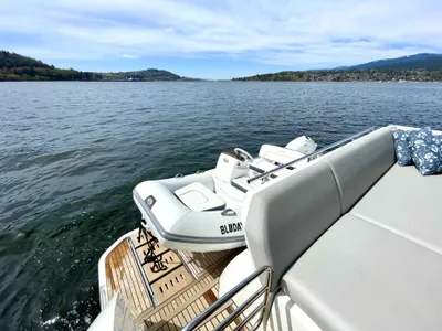 Pre-Owned 2023 Prestige F-Line:520 Fly for Sale | Vancouver, BC | M&P Yacht Centre | 680c1a1f2946740a8d020b33