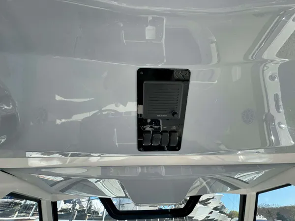 2025 Pursuit S 328 detail image 29