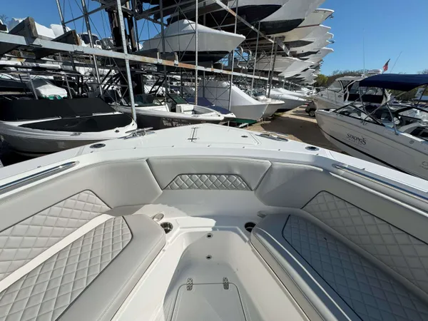 2025 Pursuit S 328 detail image 34
