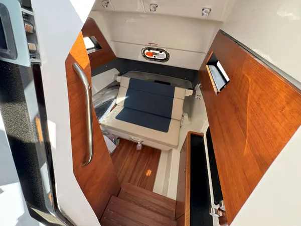 2025 Pursuit S 328 detail image 37