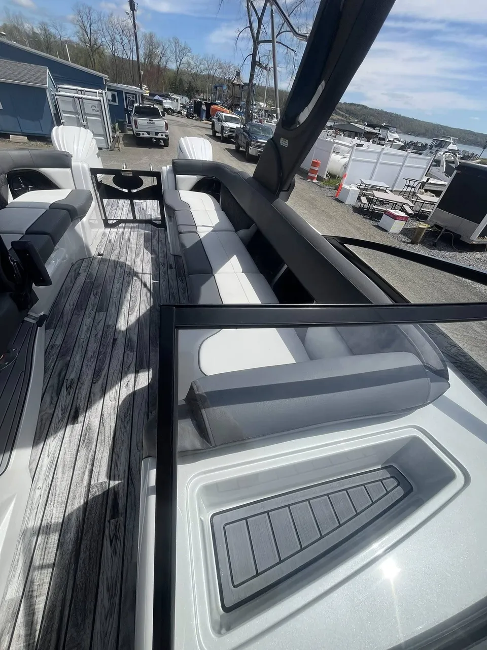 2025 Veranda V ONE 25-15