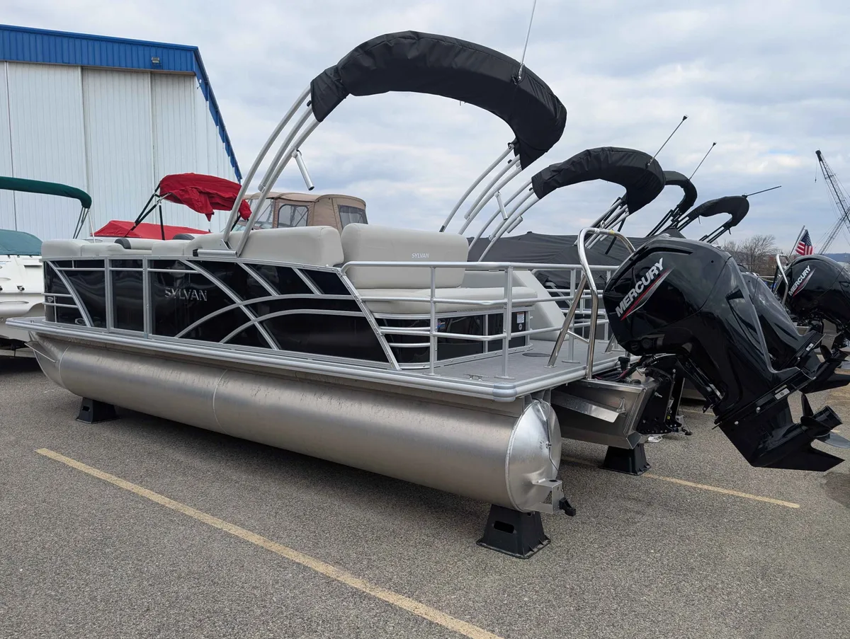 boat-carouselImage-image