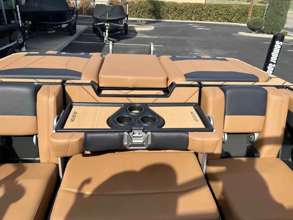 2024 Malibu Wakesetter 25 LSV-13
