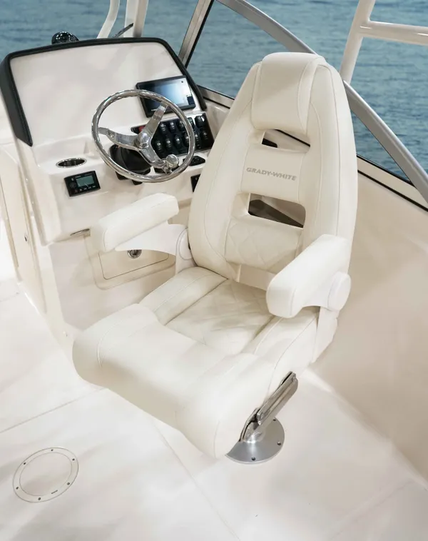 2026 Grady White FREEDOM 235 detail image 9