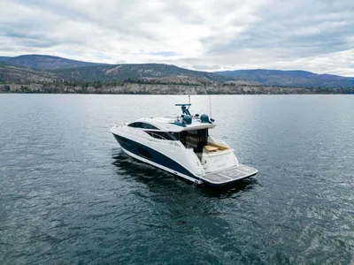 Pre-Owned 2016 Sea ray L 590 for Sale | Vancouver, BC | M&P Yacht Centre | 6825a54236433266770c96ff