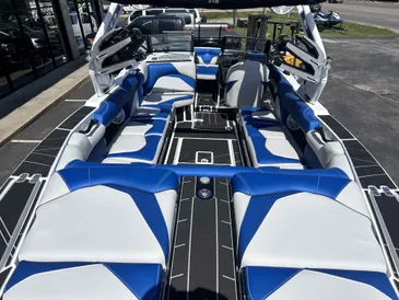 2025 Centurion FE25-11