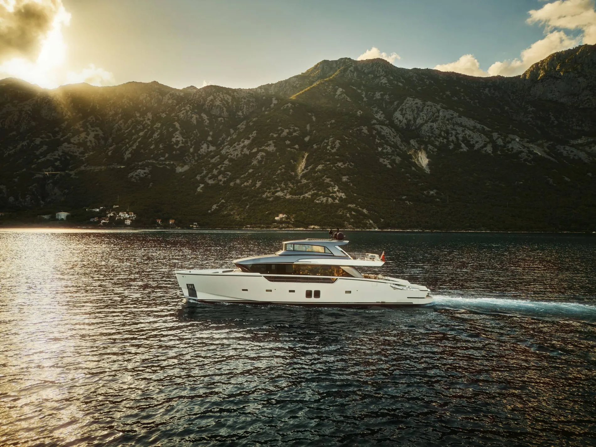 Pre-Owned 2020 Sanlorenzo SX88 for Sale | Vancouver, BC | M&P Yacht Centre | 6840d55e2f5140ce4803efcc