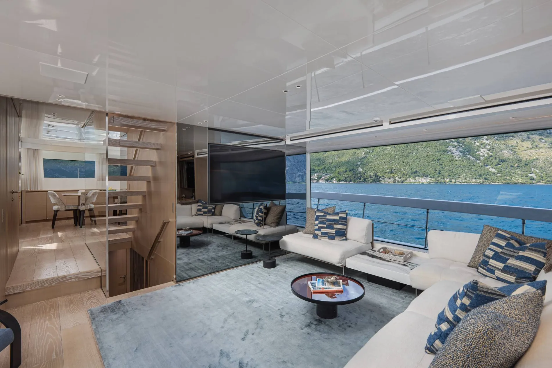 Pre-Owned 2020 Sanlorenzo SX88 for Sale | Vancouver, BC | M&P Yacht Centre | 6840d55e2f5140ce4803efcc