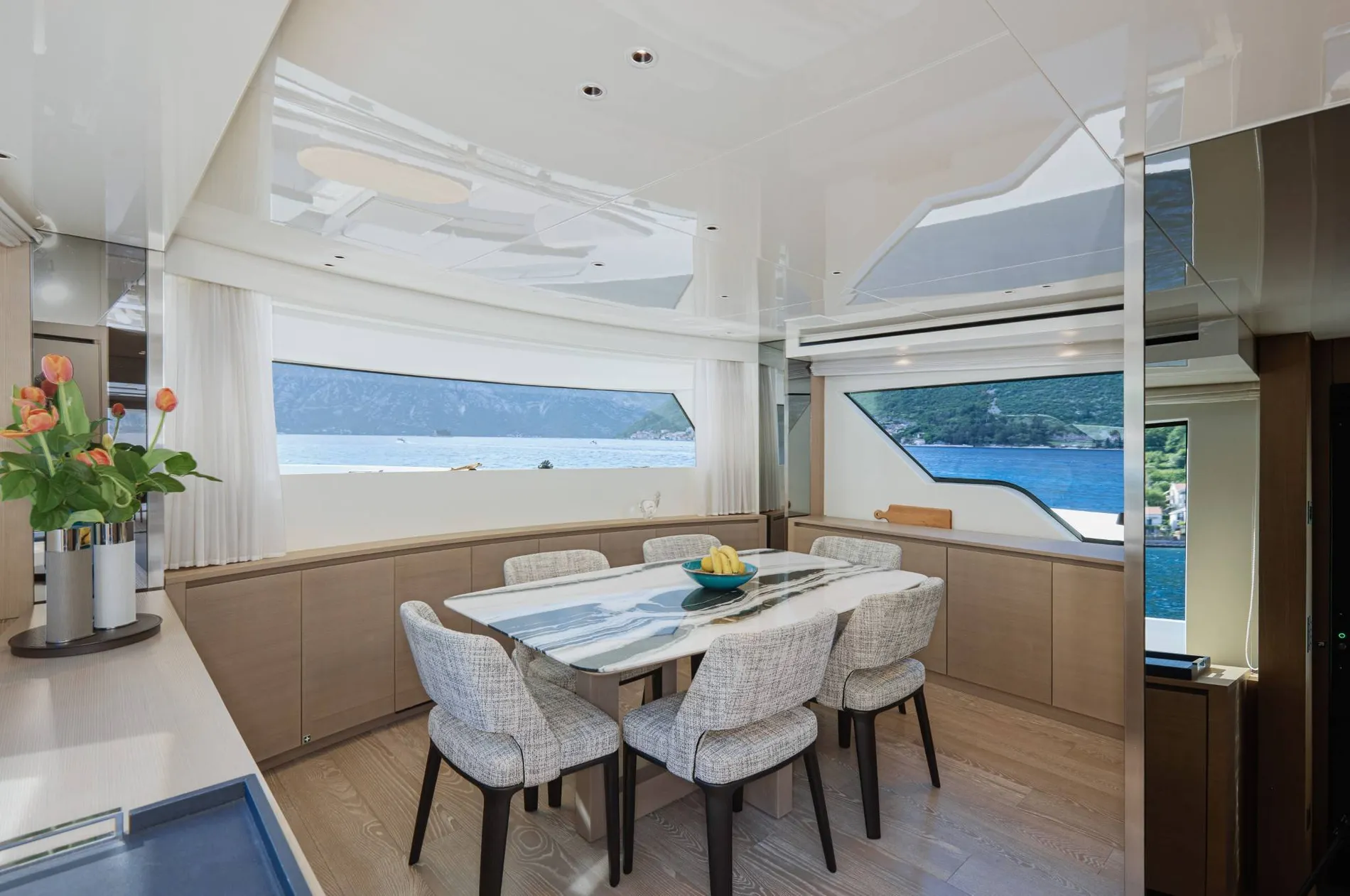 Pre-Owned 2020 Sanlorenzo SX88 for Sale | Vancouver, BC | M&P Yacht Centre | 6840d55e2f5140ce4803efcc