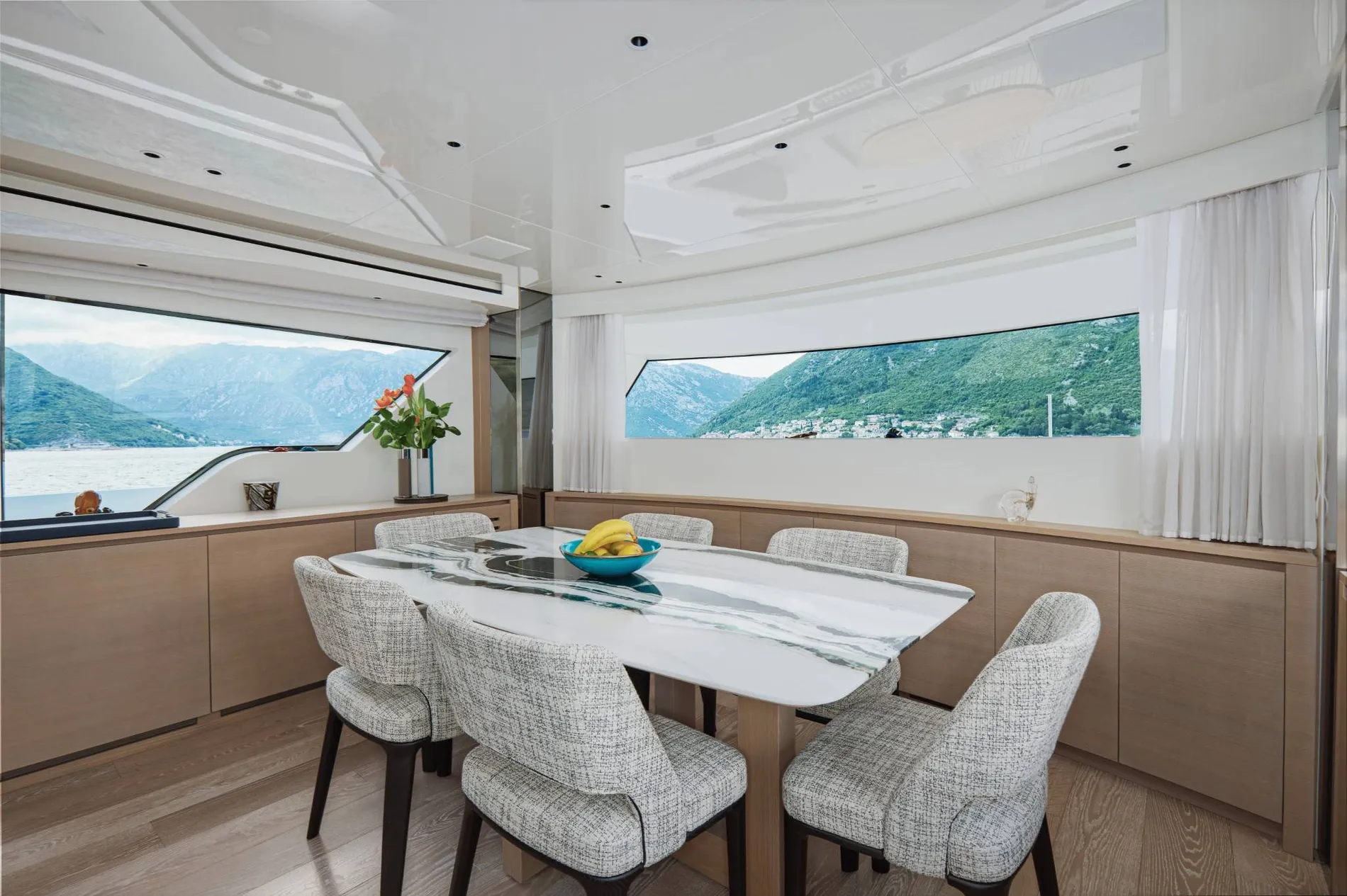 Pre-Owned 2020 Sanlorenzo SX88 for Sale | Vancouver, BC | M&P Yacht Centre | 6840d55e2f5140ce4803efcc