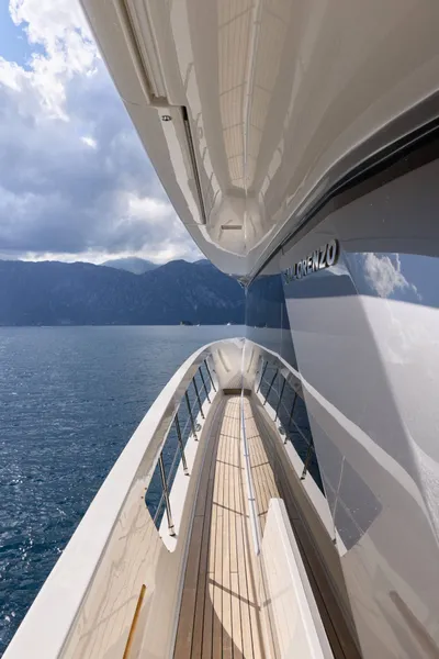 Pre-Owned 2020 Sanlorenzo SX88 for Sale | Vancouver, BC | M&P Yacht Centre | 6840d55e2f5140ce4803efcc