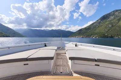 Pre-Owned 2020 Sanlorenzo SX88 for Sale | Vancouver, BC | M&P Yacht Centre | 6840d55e2f5140ce4803efcc