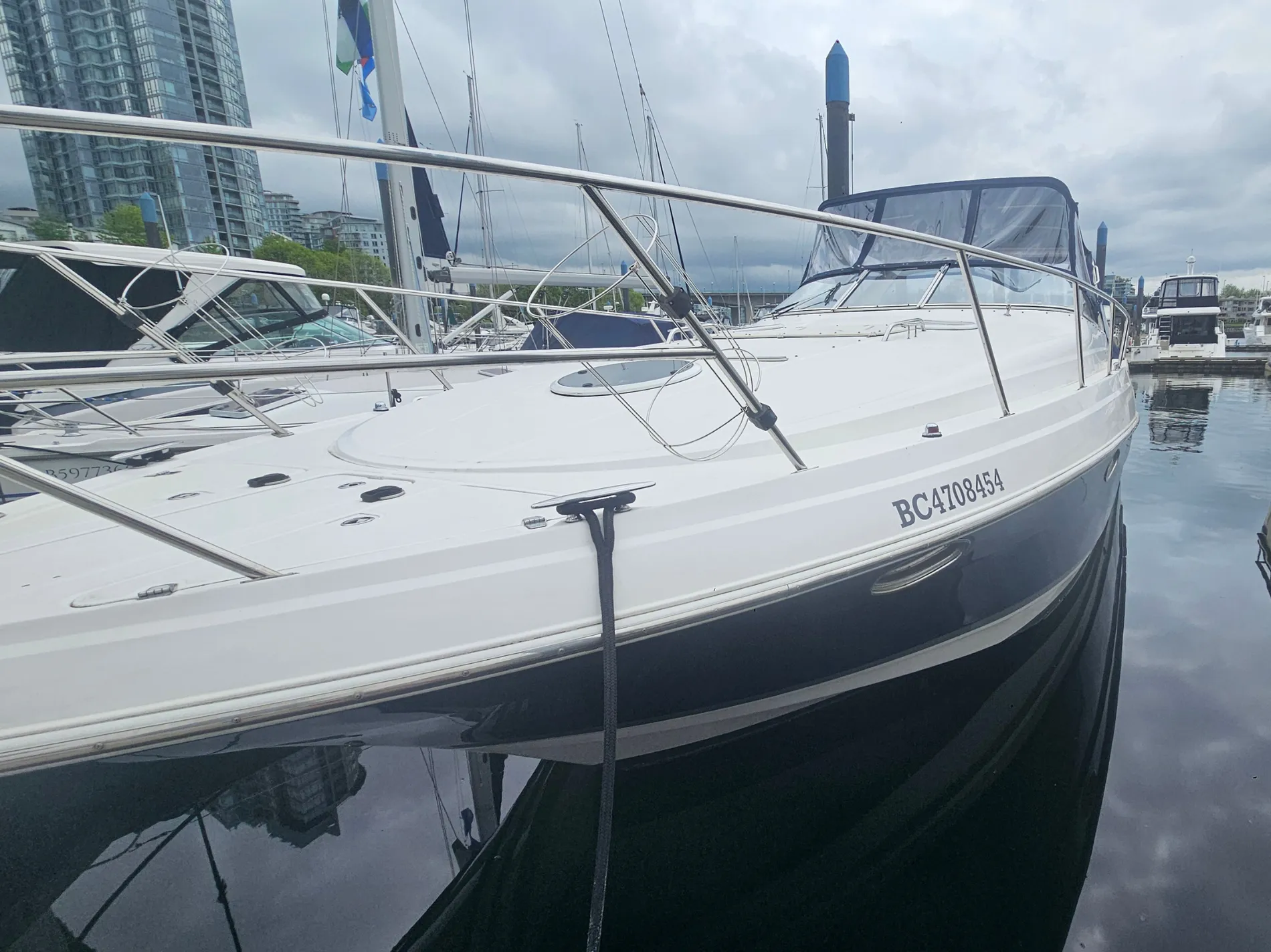 Pre-Owned 2007 Regal 3760 Commodore for Sale | Vancouver, BC | M&P Yacht Centre | 6840e7fb8b846d76a40da5b3