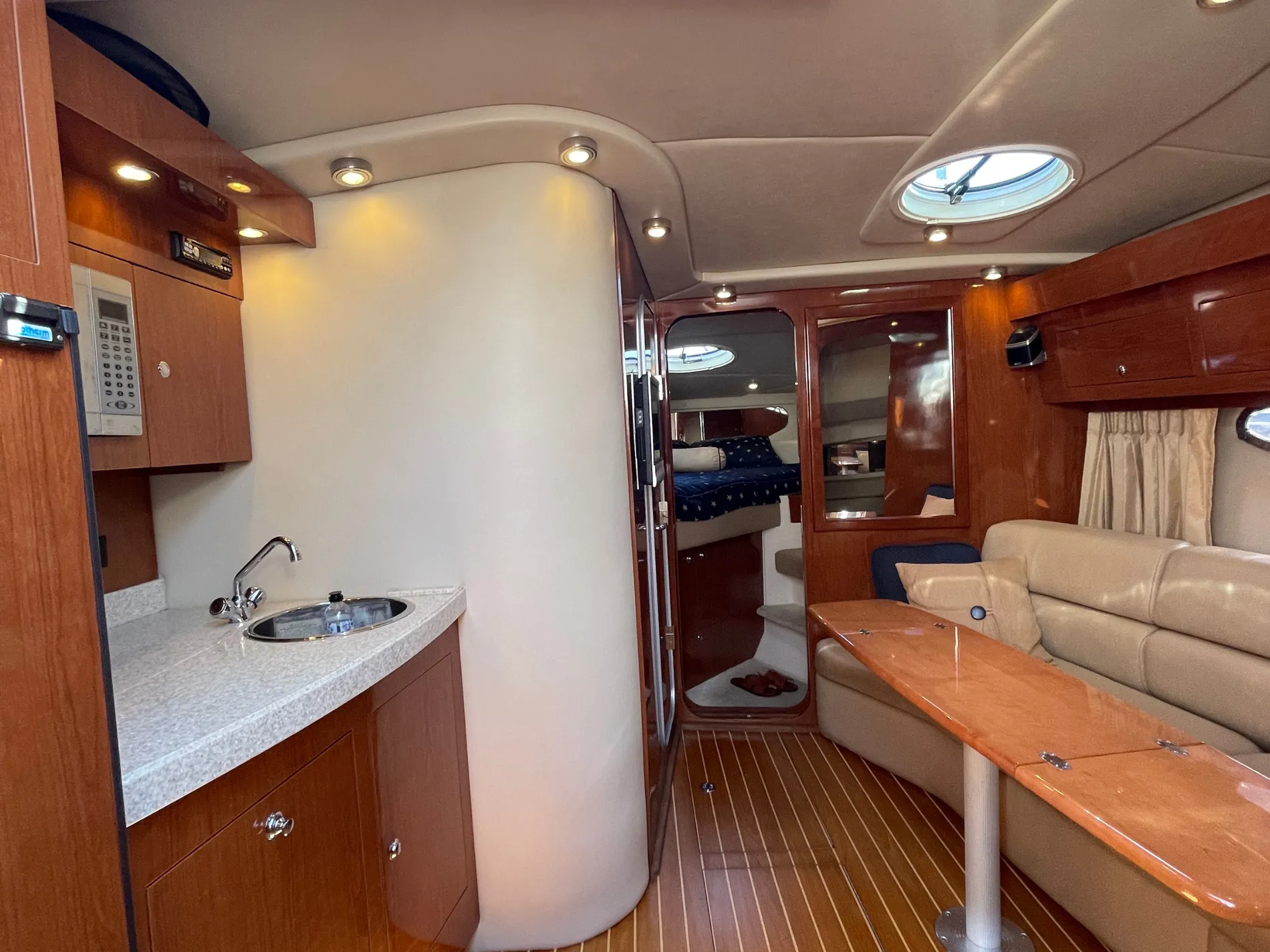 Pre-Owned 2007 Regal 3760 Commodore for Sale | Vancouver, BC | M&P Yacht Centre | 6840e7fb8b846d76a40da5b3