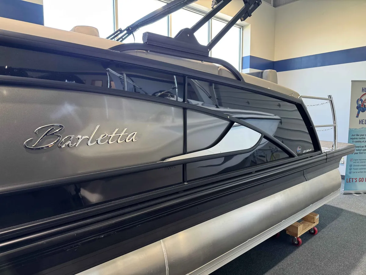 boat-carouselImage-image