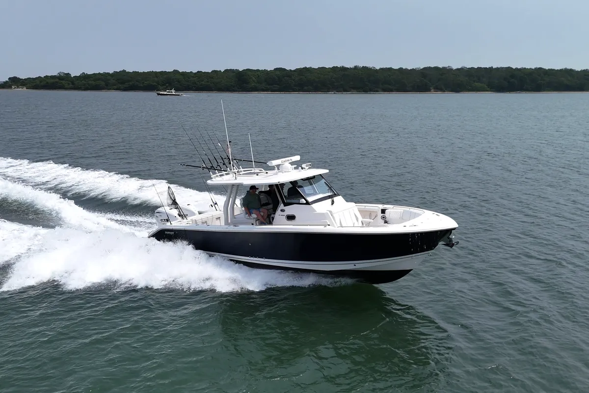 2026 Pursuit S 358