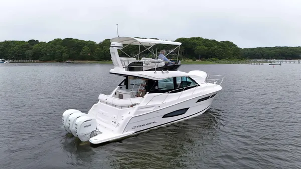 2025 Regal 38 FXO detail image 2