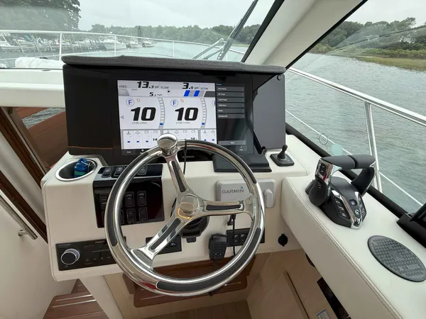 2025 Regal 38 FXO detail image 41