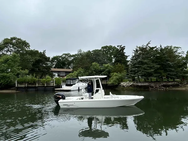 2024 Cobia PATHFINDER 2200 TRS detail image 6