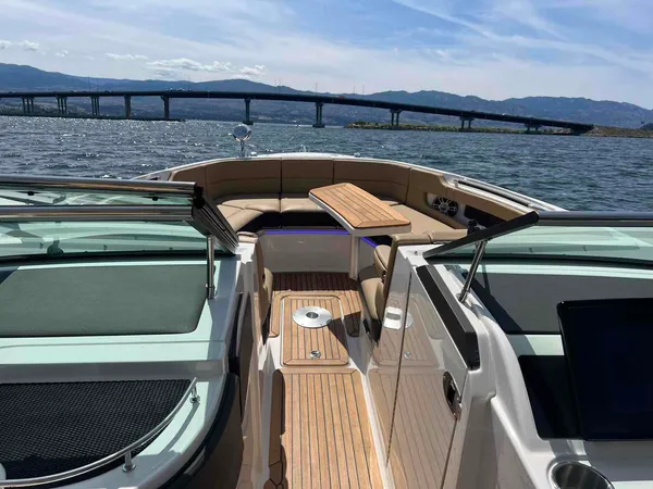 2024 Sea Ray SLX 310-30