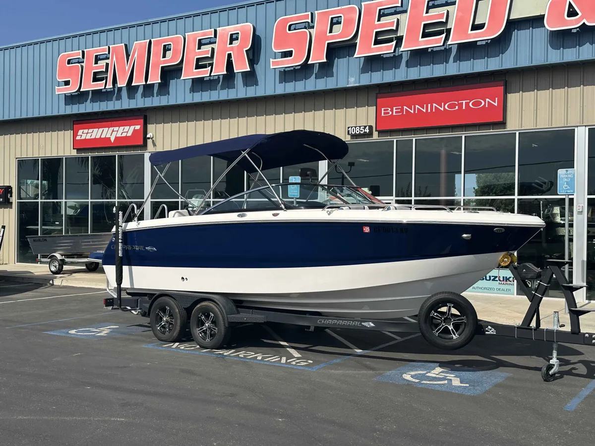 2022 Chaparral 247 SSX-2