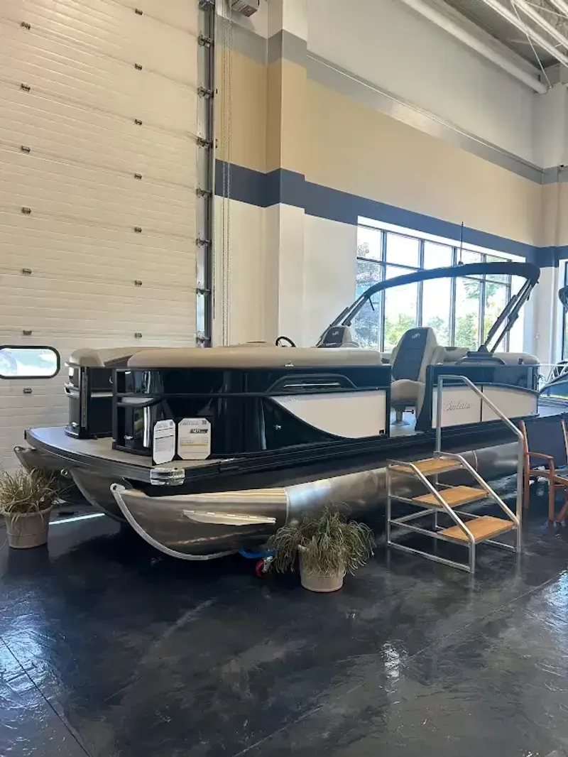 2026 Barletta C22QC0 Boat