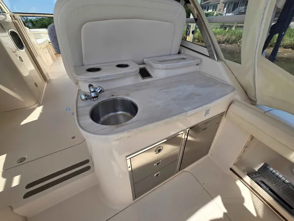 2017 Grady White 335 FREEDOM detail image 10