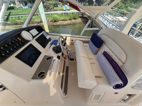 2017 Grady White 335 FREEDOM detail image 13