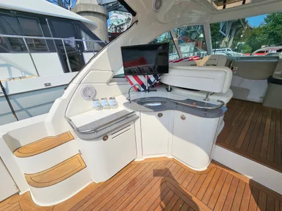 Pre-Owned 2005 Sea ray Sundancer 48 for Sale | Vancouver, BC | M&P Yacht Centre | 6865a127785d9511de0398fc