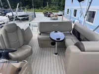 2026 Sylvan Mirage 8522 CLZ-7