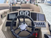 2026 Sylvan Mirage 8522 CLZ-8