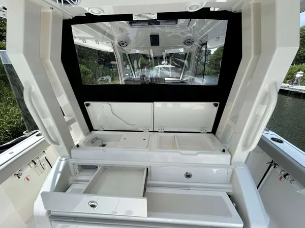 2026 Pursuit S 328 detail image 7