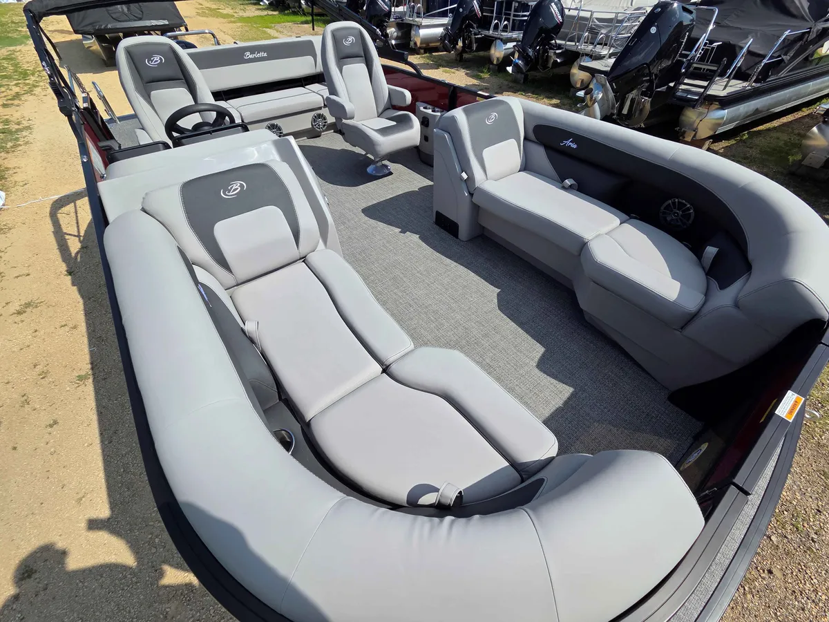 boat-carouselImage-image