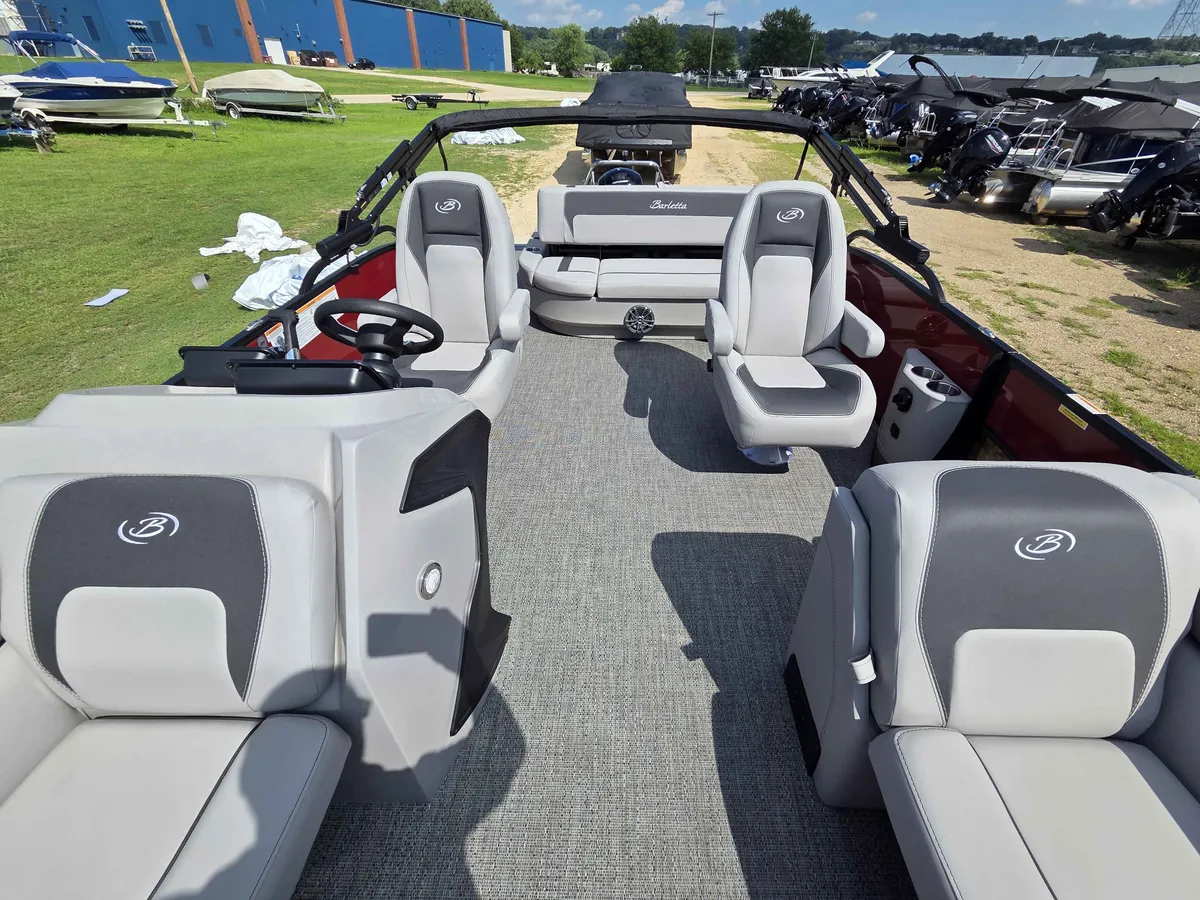boat-carouselImage-image
