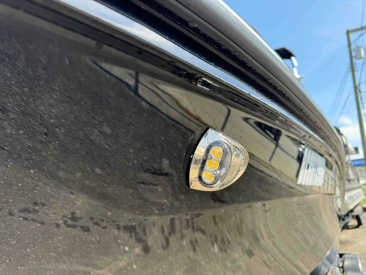 2022 Bayliner VR5-4