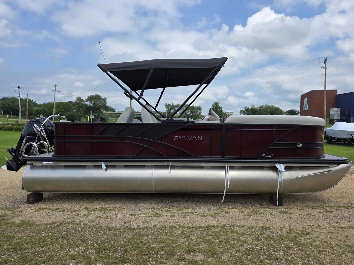 boat-carouselImage-image