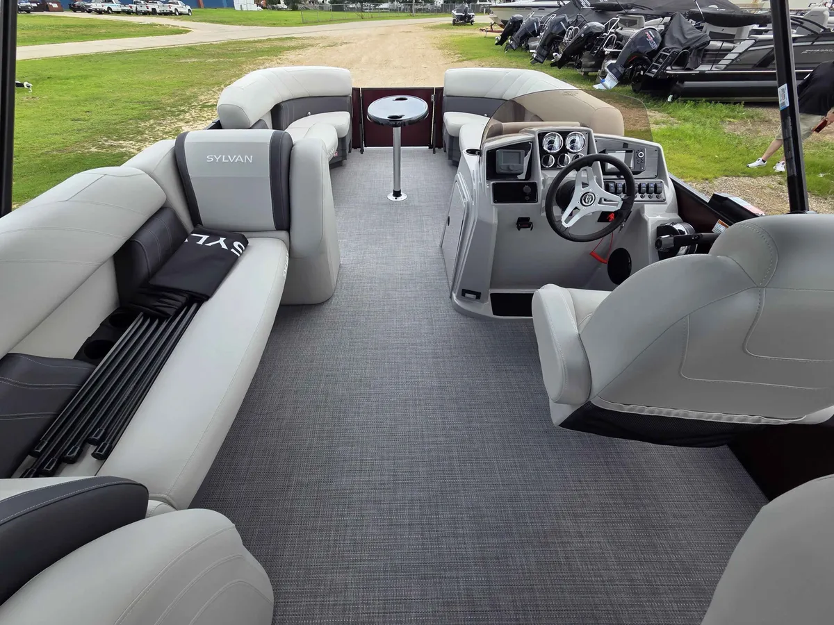 boat-carouselImage-image