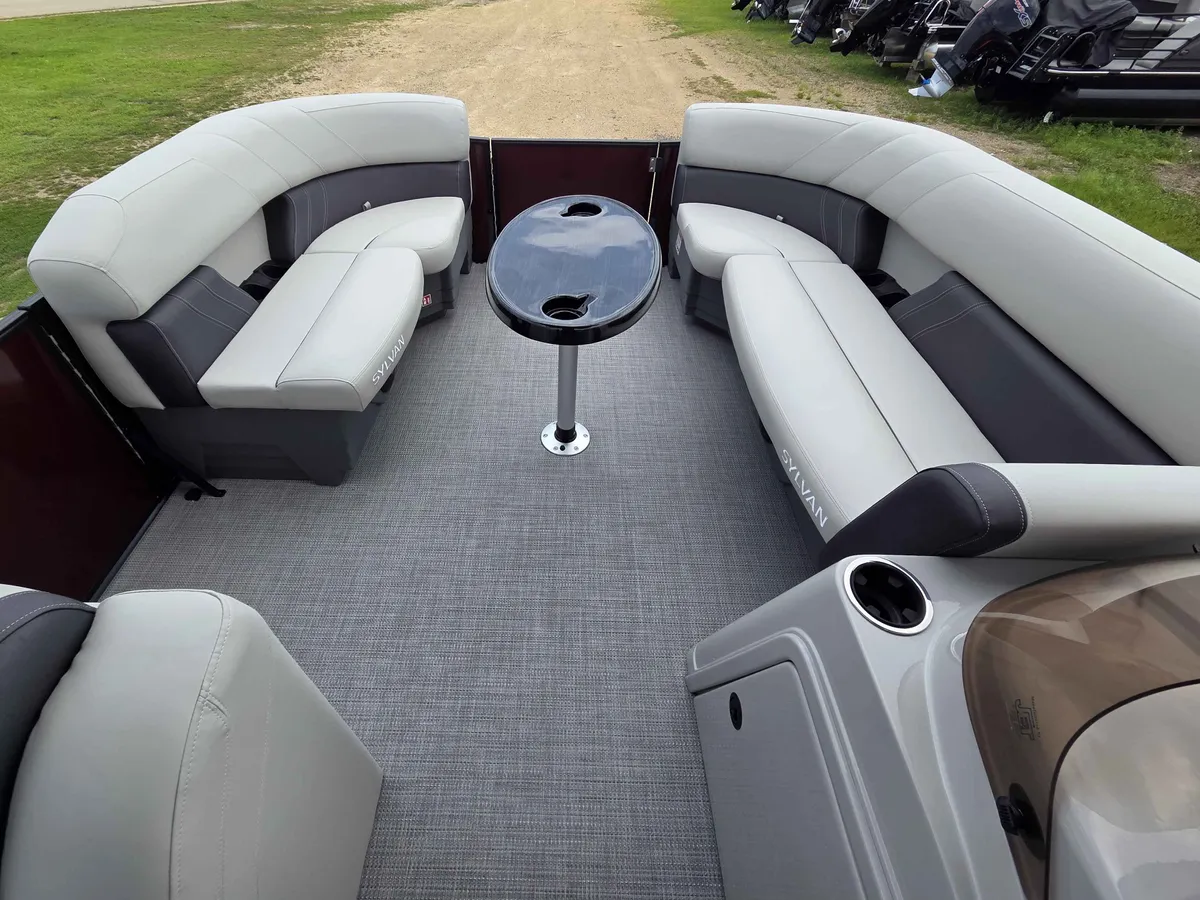 boat-carouselImage-image