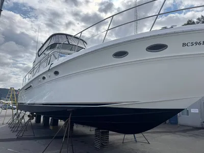 Pre-Owned 2002 Sea ray 560 Sedan Bridge for Sale | Vancouver, BC | M&P Yacht Centre | 678c2da7dd2070a5b007d17f