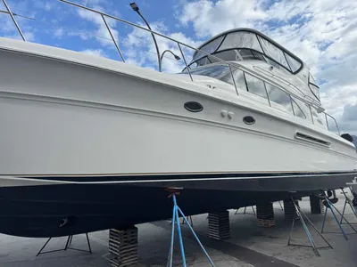 Pre-Owned 2002 Sea ray 560 Sedan Bridge for Sale | Vancouver, BC | M&P Yacht Centre | 678c2da7dd2070a5b007d17f