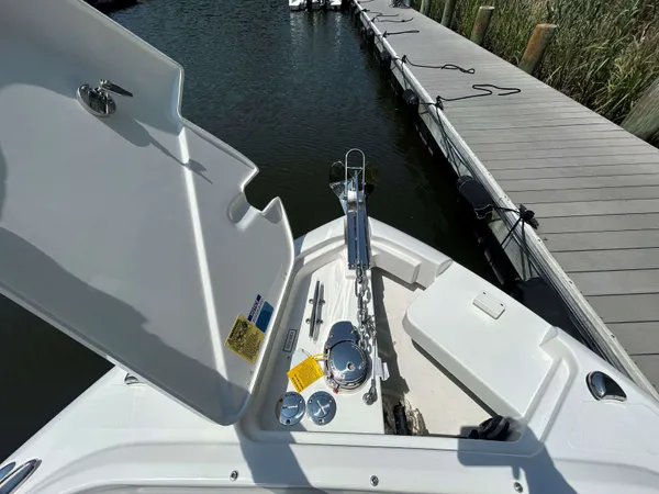 2026 Pursuit DC 246 detail image 24