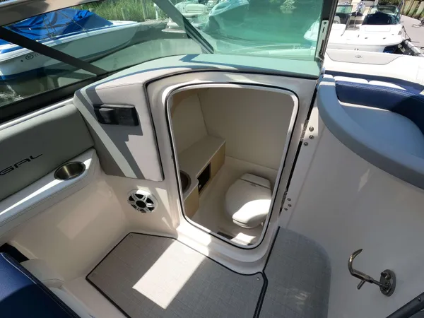 2026 Regal LX6 ULTIMATE detail image 16