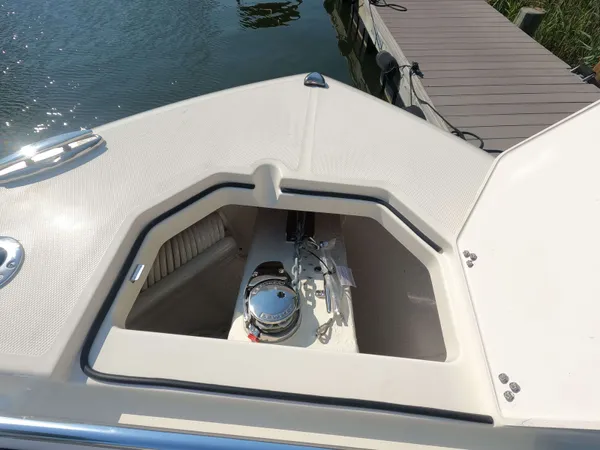 2026 Cobia 285 CC detail image 20