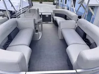 2026 SunChaser Vista 16 LR-4