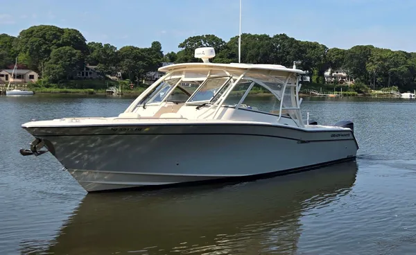 2017 Grady White 335 FREEDOM detail image 1