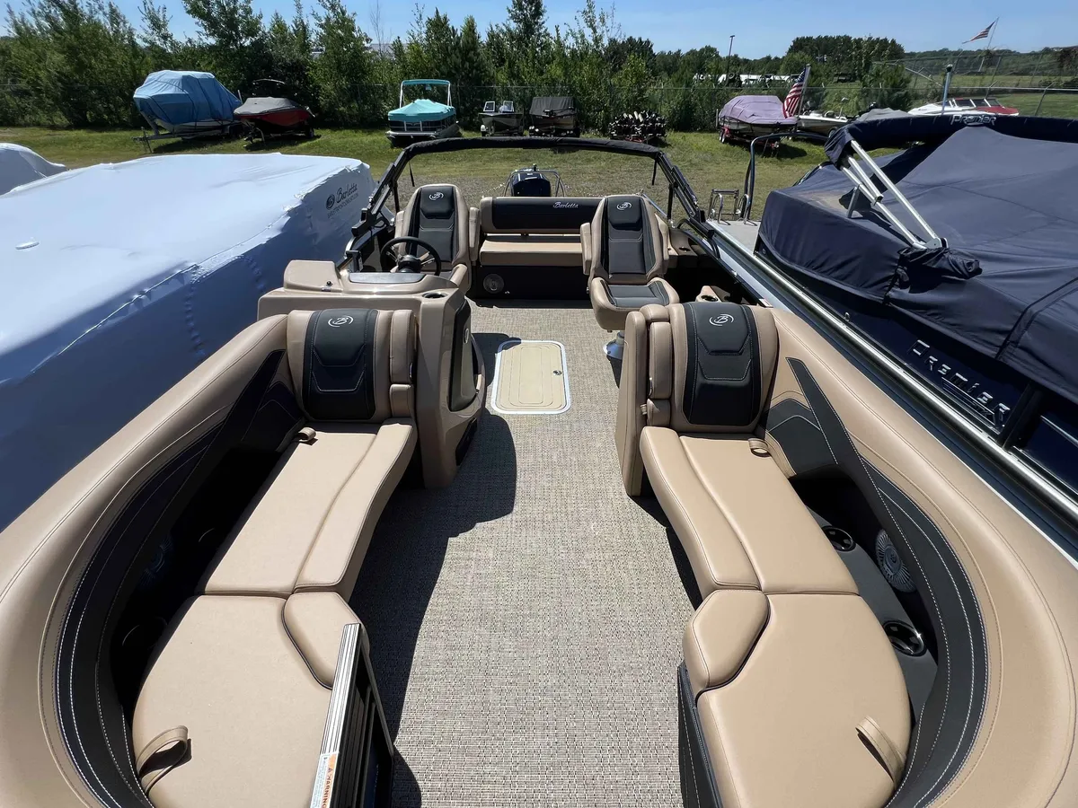 boat-carouselImage-image