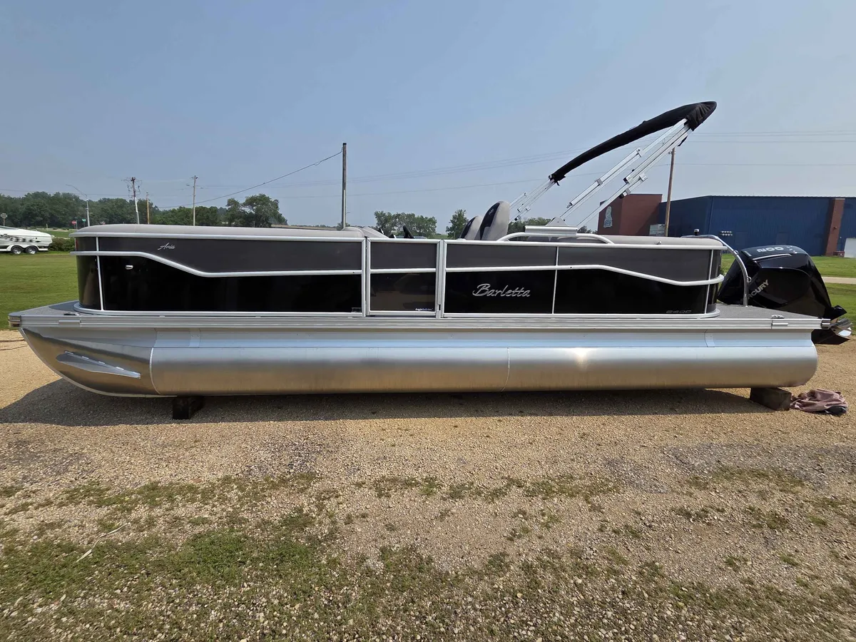 boat-carouselImage-image